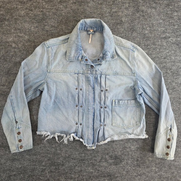 Free People‎ Dillon Jacket Womens Medium Blue Denim Distressed Frayed Raw Hem - Picture 3 of 16